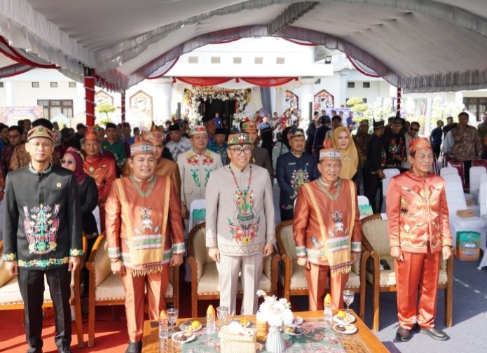 Bupati Mura Pimpin Upacara HUT Mura Ke-23 Berjalan Lanjar