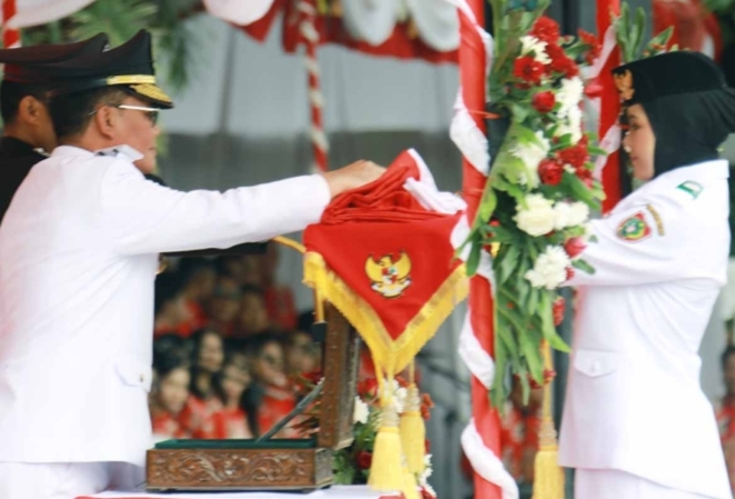 Gubernur Kalteng Inspektur Upacara Peringatan HUT Ke-80 RI