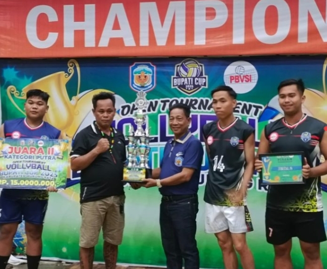 Bupati Mura Tutup Turnamen Bola Volly Bupati Cup 2025