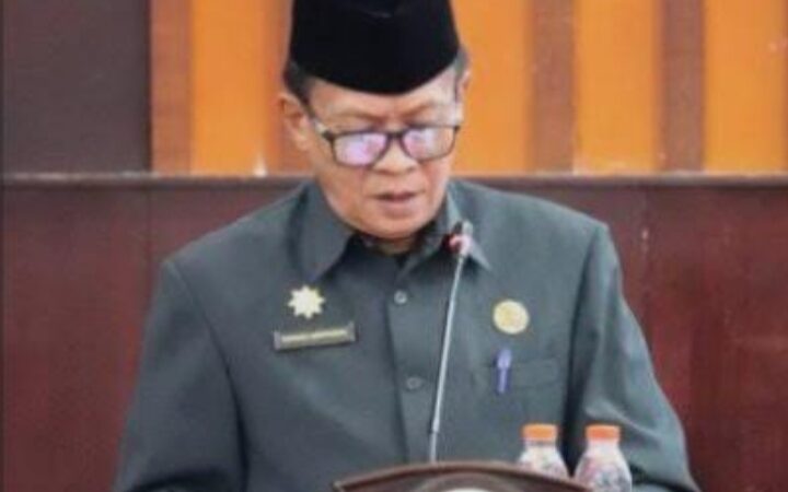 Plt Sekda Mura Ajak Masyarakat Ikut Bergotongroyong Dalam Pembangunan