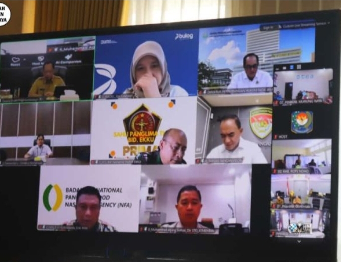 Asisten II Setda Mura Ikuti Rakor Pengendalian Inflasi Secara Virtual