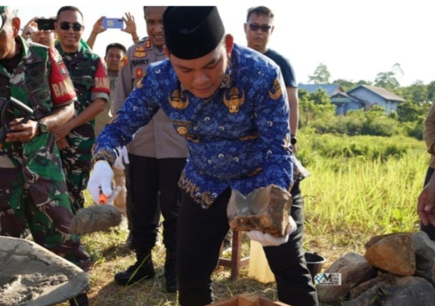 Pemkab Mura Resmi Peletakan Batu Pertama Koperasi Merah Putih di Desa Bahitom