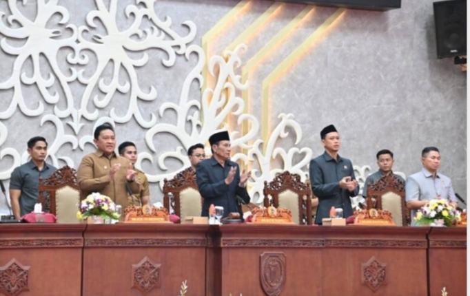 Ketua DPRD Kalteng Pimpin Rapur ke- 3 Masa Persidangan I Tahun Sidang 2025