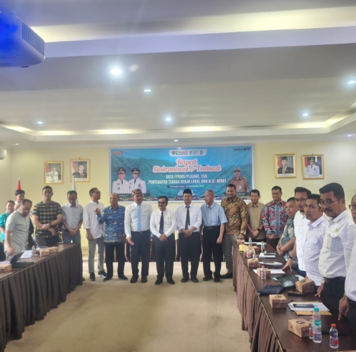 Disbun Kalteng Gelar Rapat Sinkronisasi dan Evaluasi Data FPKMS, Program CSR, Tenaga Kerja Lokal, serta Penggunaan Alat Berat